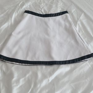 Pleather lined skirt with pockets
